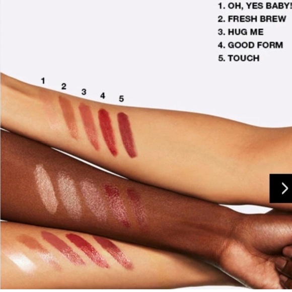 Mac Cosmetics Lusterglass Sheer-Shine Lipstick in Hug Me New - Picture 11 of 11